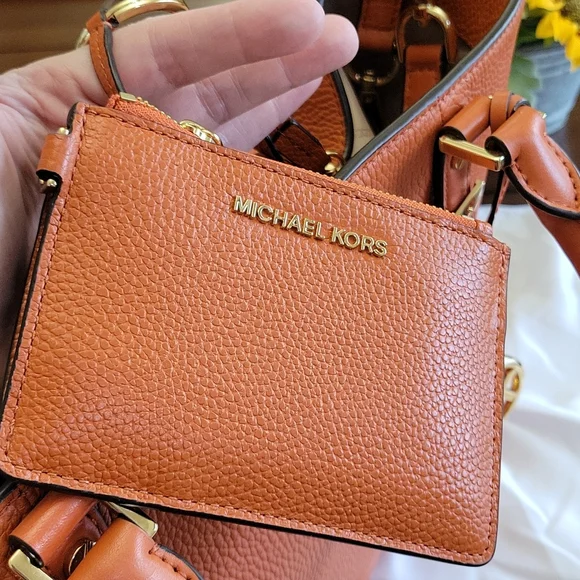 MK π PURSE - Picture 15 of 16